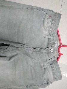 🩶 Light Grey Jeans