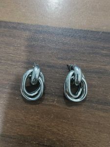 Trendy Silver Earrings