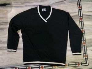 Midnight Varsity V-Neck Old Money 💰 Sweatshirt