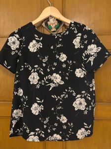 Vero Moda Floral Design Top