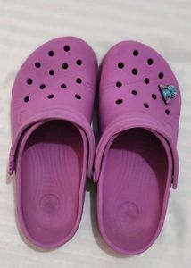 Crocs: Monsoon Essential