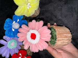Handmade Pipe Cleaner Flowerpots  Craft
