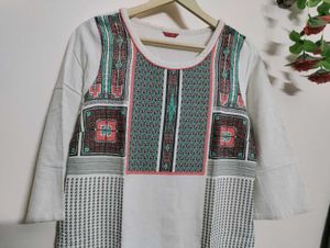 W Printed Off-white Kurta