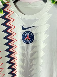 Girl Or Boys Paris  Football Jersey 😇