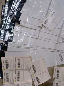 10 Labels And Bags