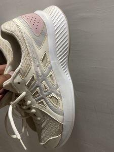 Women’s New Asics Shoes!