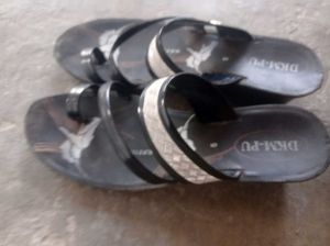DKM-PU Sandals - Size 5
