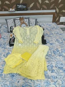 Pure Georgette Mirror Work With Chikkari