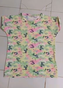 Combo Of 2 Tshirts For Girls.....✨