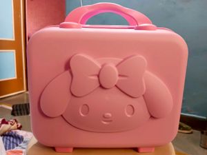 Trending Makeup Vanity case