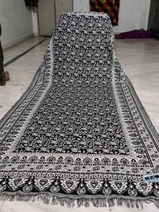 Beautiful Black & White Kani Warm Shawl