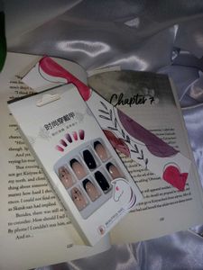 Press On Nails