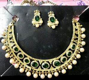 Necklace Set