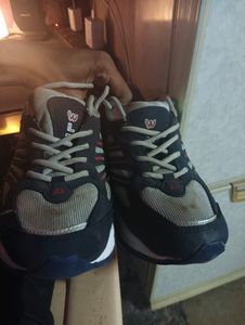Sports Shoes