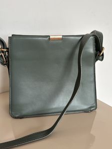 Van Heusen Elegant Crossbody Bag