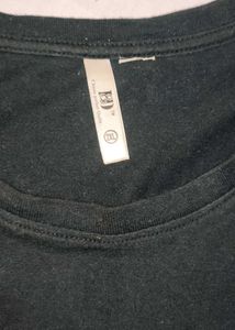 I&amp;D Round Neck T-shirts