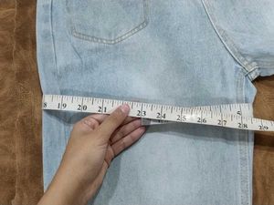 Light Wash Wide Leg Jeans