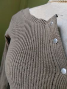 Button Top