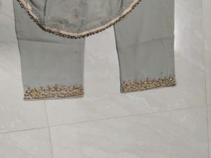 Georgette Gray Colour Heavy Shut
