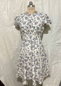 Floral Print Mini Dress💙🌸