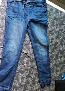 Pantaloons Junior Joggers