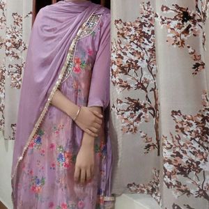 Floral Embroidered Kurta Set