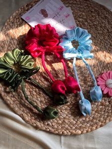 Tulip Scrunchie