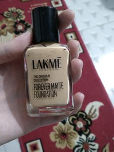 Lakme Forever Matte Foundation - Marble