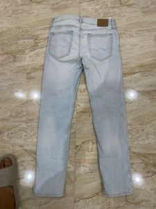 Light Wash Denim Jeans