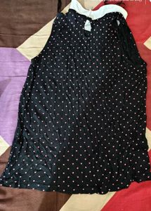Stylish Black Top With Very Soft Fabric