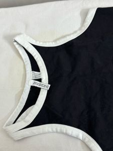 H&amp;M White Detail Top