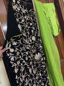 Black &amp; Green Georgette Pyjami Suit