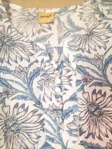 Saanjh White Floral Printed Straight Kurta