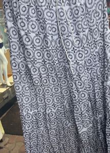 Hacoba Skirt And Tops