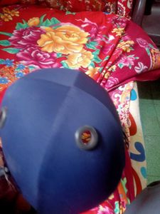 SG Batting Pads&amp; Cricket Helmet