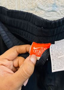 🇬🇧 Nike Imported Black Track Pants