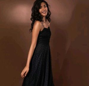 Classic Black Dress🖤🎀