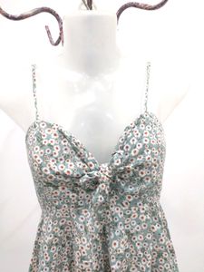 Floral Sleeveless Crop Top