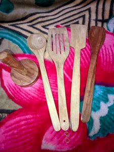Wood Coocking Utensils.
