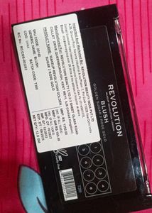 Makeup Revolution London✔️