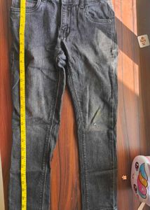 2jeans 1trackpant for boys