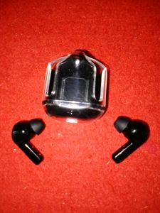 Wireless Earbud 👌🥳 With Charger