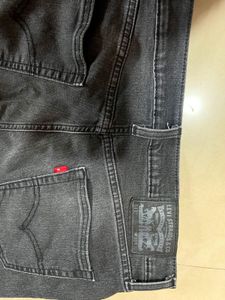Levi&#39;s Black Jeans