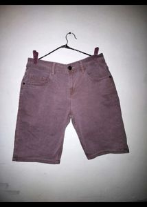 MEN CAPRI UNUSED