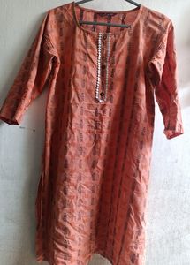 Peach ISHITVA Used Kurti