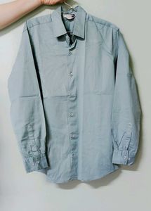 HUGE Price Drop.. Full Sleeve Shirt.✨