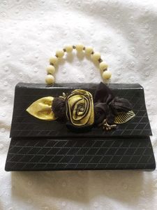 Black Purse