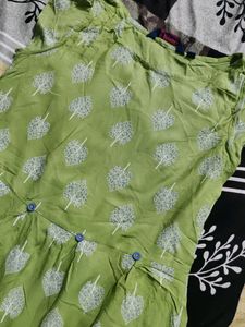 Pista Green Beautiful Kurthi