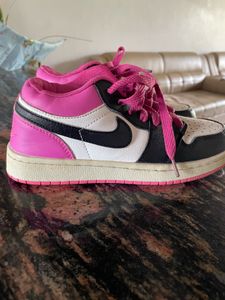 Nike Air Jordan Pink