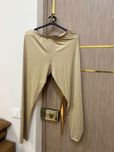 Elegant A-line Kurta Set With Leggings And Shrug